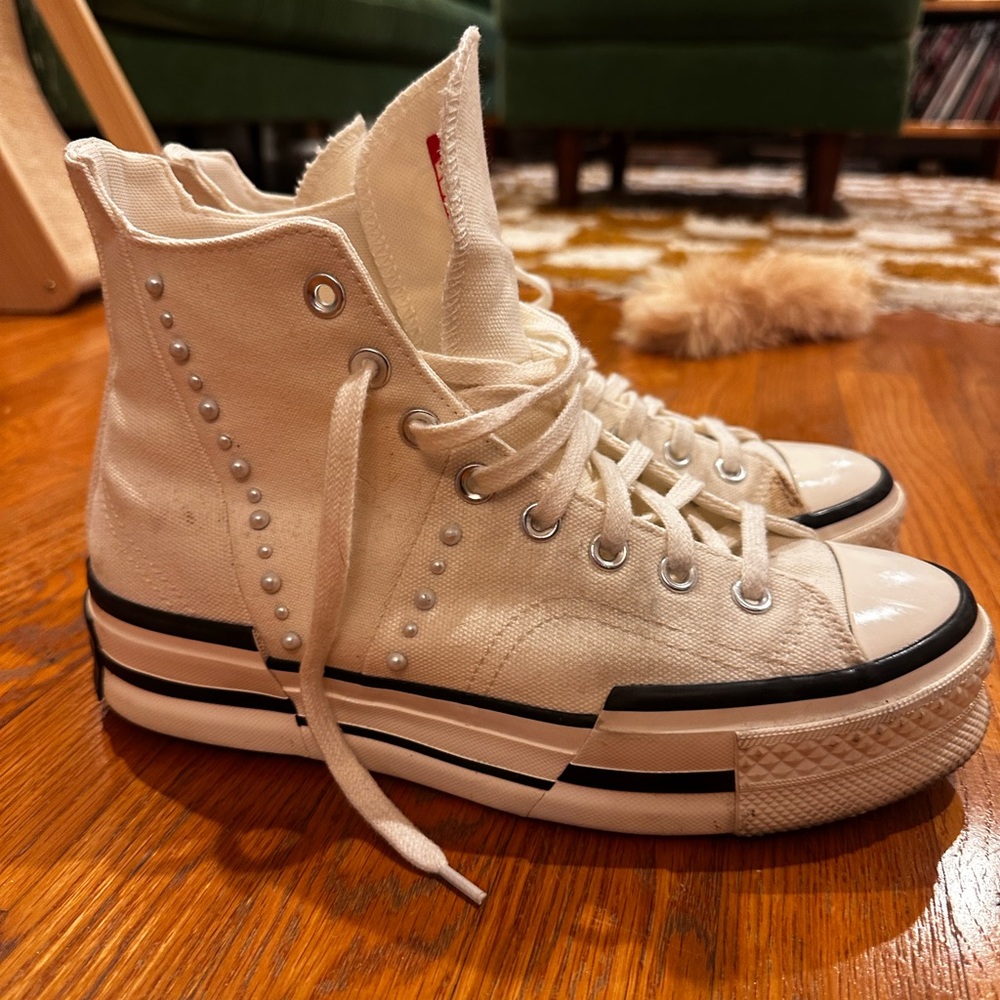 Converse Chuck Taylor high-tops in off-white with pearl detail. Lightly worn. - Picture 2 of 7